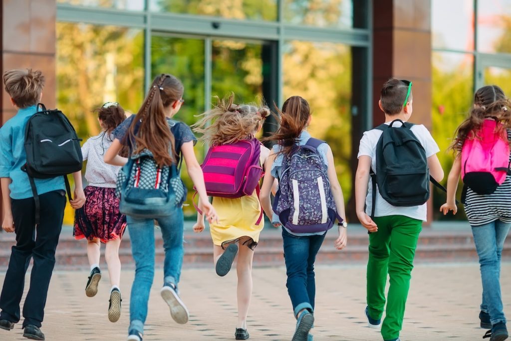 New Albany School District: Group of kids going to school together